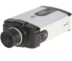 LINKSYS IP kamera PoE PVC2300 - Denná a nocná, mikrofón + Switch Ethernet auto-napájaný 8 portov 10/100 Mb FS108P + Adaptér pre Ethernet PoE DWL-P50