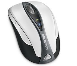 MICROSOFT Myš Bluetooth Notebook Mouse 5000 + Hub USB 4 porty UH-10 + Zásobník 100 navlhčených utierok