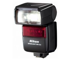 NIKON Blesk Speedlight SB-600 + Nabíjačka 8H LR6 (AA) + LR035 (AAA) V002 + 4 Batérie NiMH LR6 (AA) 2600 mAh + Difuzér Softbox Air
