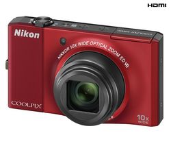 NIKON Coolpix  S8000 - red + Kompaktné kožené puzdro Pix 11 x 3,5 x 8 cm + Pamäťová karta SDHC 16 GB + Batéria ENEL12 pre Nikon S610, S710 + Čítačka kariet 1000 & 1 USB 2.0