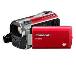 PANASONIC Videokamera SDR-S50 - červená + Pamäťová karta SDHC 8 GB