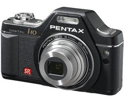 PENTAX Optio  I-10 čierny + Kompaktné kožené puzdro Pix 11 x 3,5 x 8 cm + Pamäťová karta SDHC 8 GB + Čítačka kariet 1000 & 1 USB 2.0