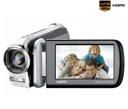 SANYO HD videokamera Xacti GH1 - strieborná  + Brašna + Pamäťová karta SDHC 16 GB + Câble HDMi mâle/mini mâle plaqué or (1,5m)