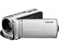 SONY Videokamera DCR-SX53 strieborná + Pamäťová karta SDHC 8 GB