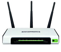 TP-LINK Router WiFi 300 Mbps TL-WR940N + prepínac 4 porty